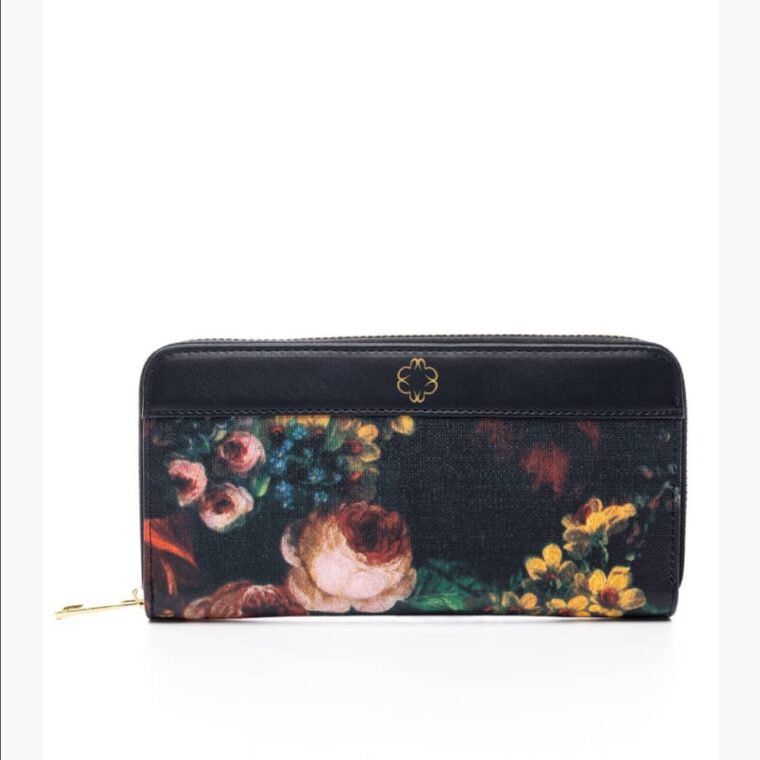 Πορτοφόλι φλοράλ σε συνδυασμό με μαύρο veta bags accesories