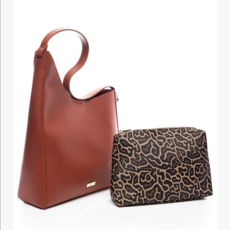 Τσάντα ώμου τερακότα με έξτρα τσαντάκι σε animal print veta bags accesories