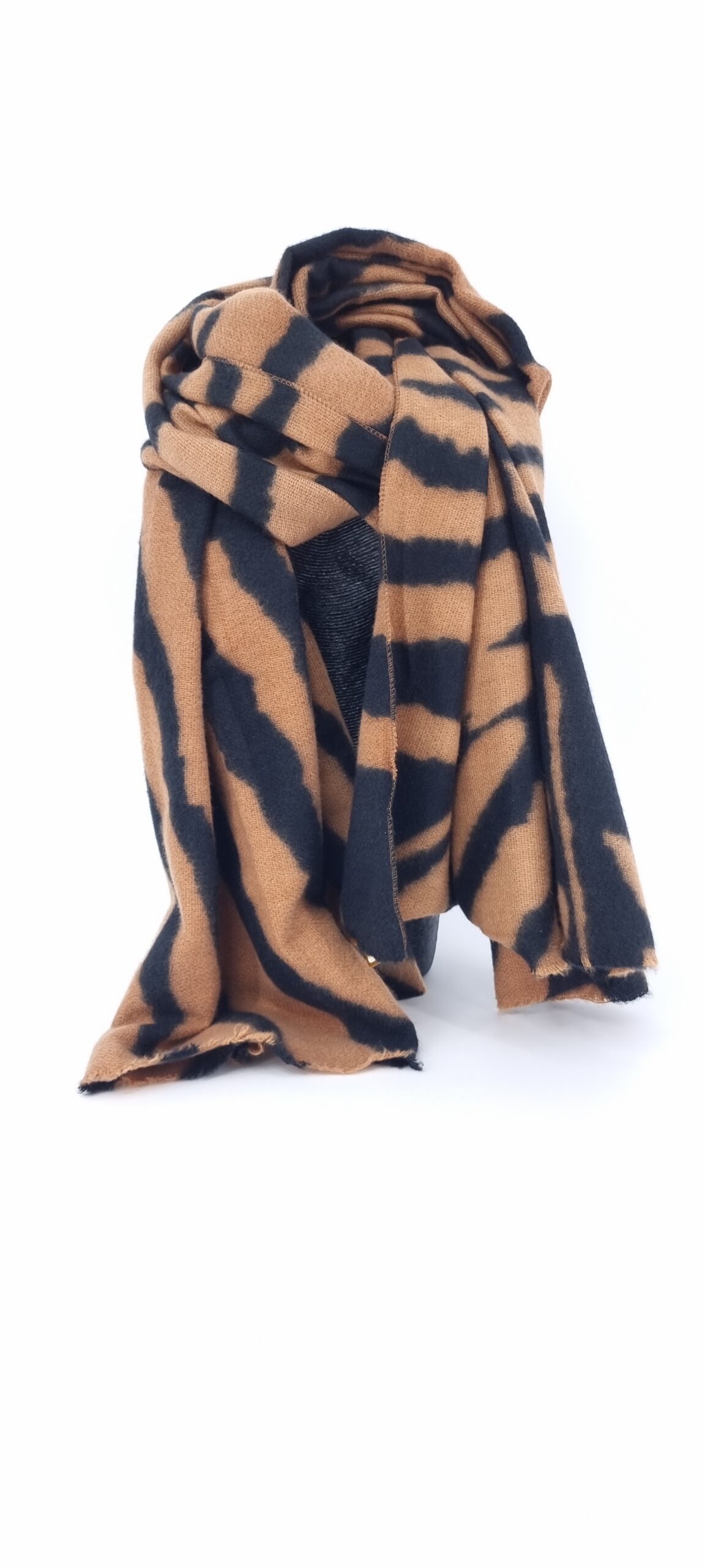 Κασκόλ με animal print μοτίβο καφέ μαύρο